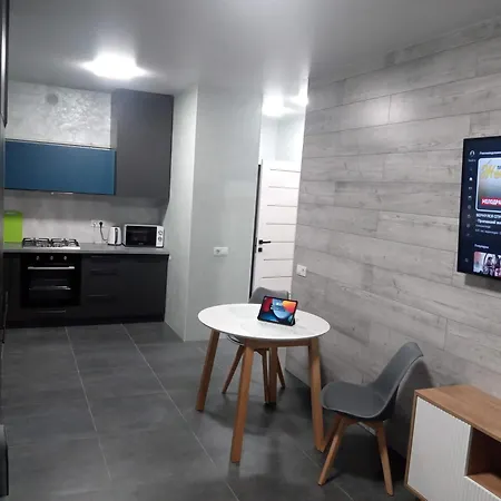 Vip On Avalon * 利沃夫